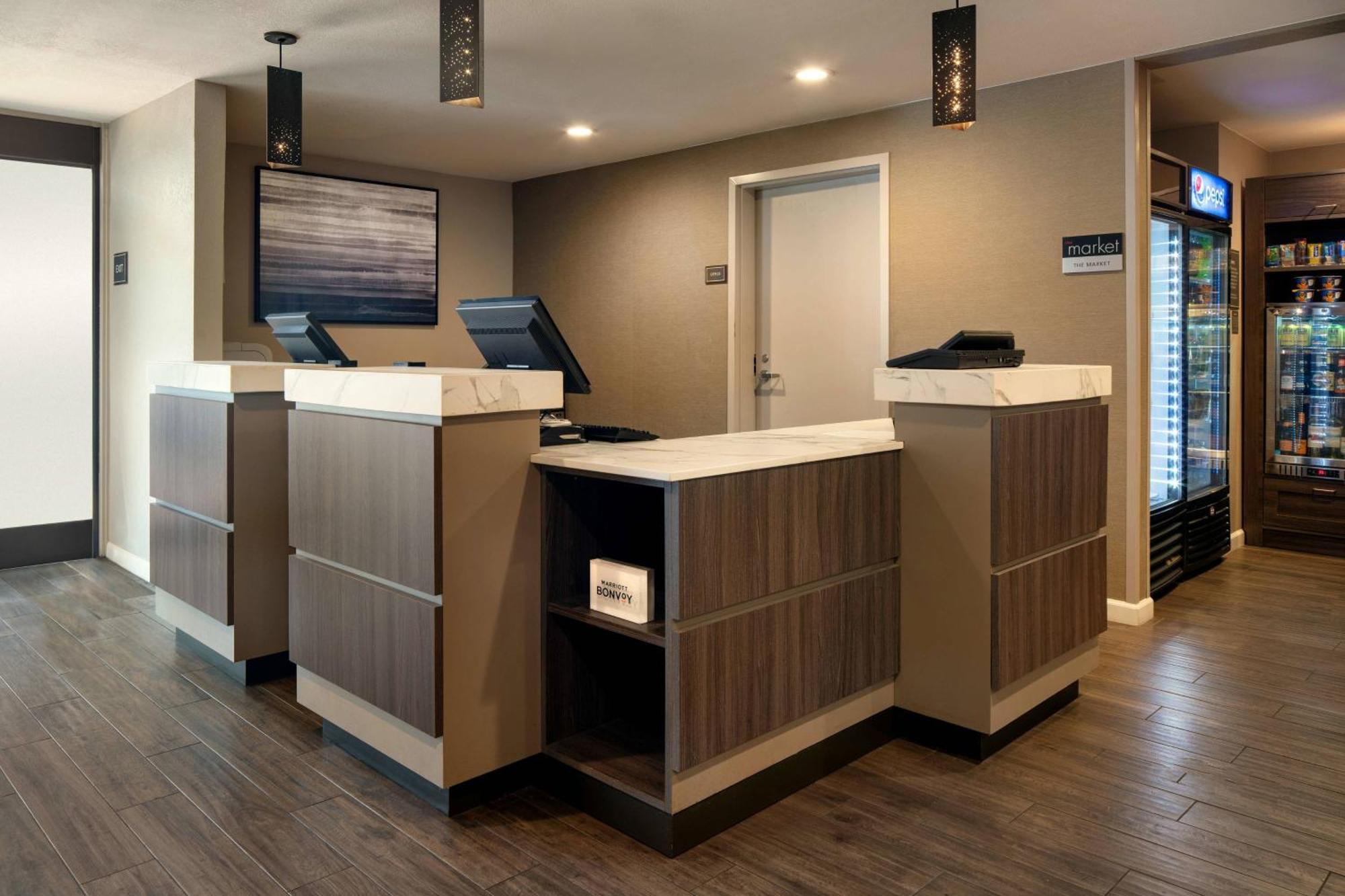 By Marriott Long 3*