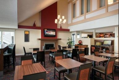 By Marriott Long Hotel 3*